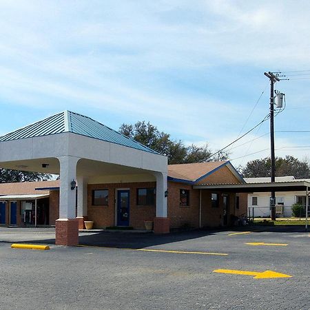 Americas Best Value Inn Comanche Exterior foto